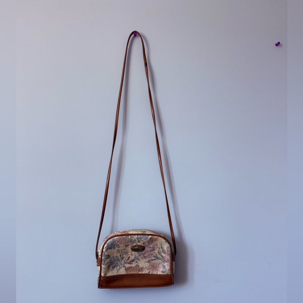 Gitano Floral Crossbody Bag in Brown and Cream